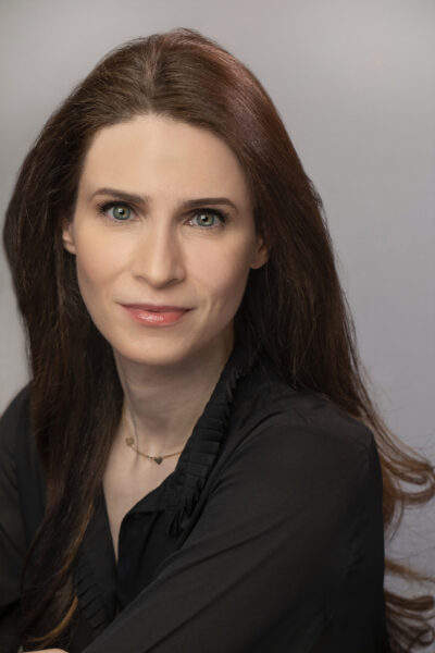 Photo of Dr. Allison Applebaum, author of Stand By Me